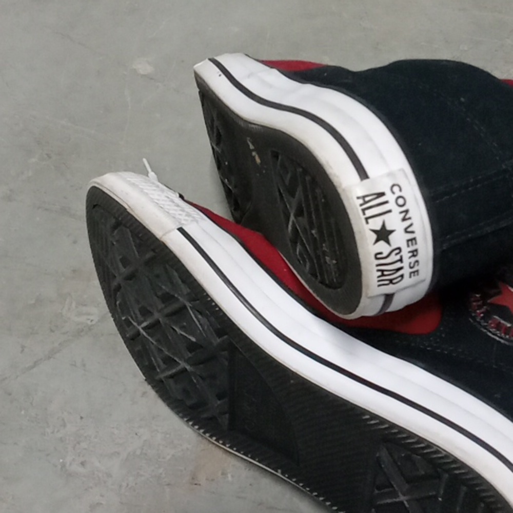 Shoes - Picture 3 of 4